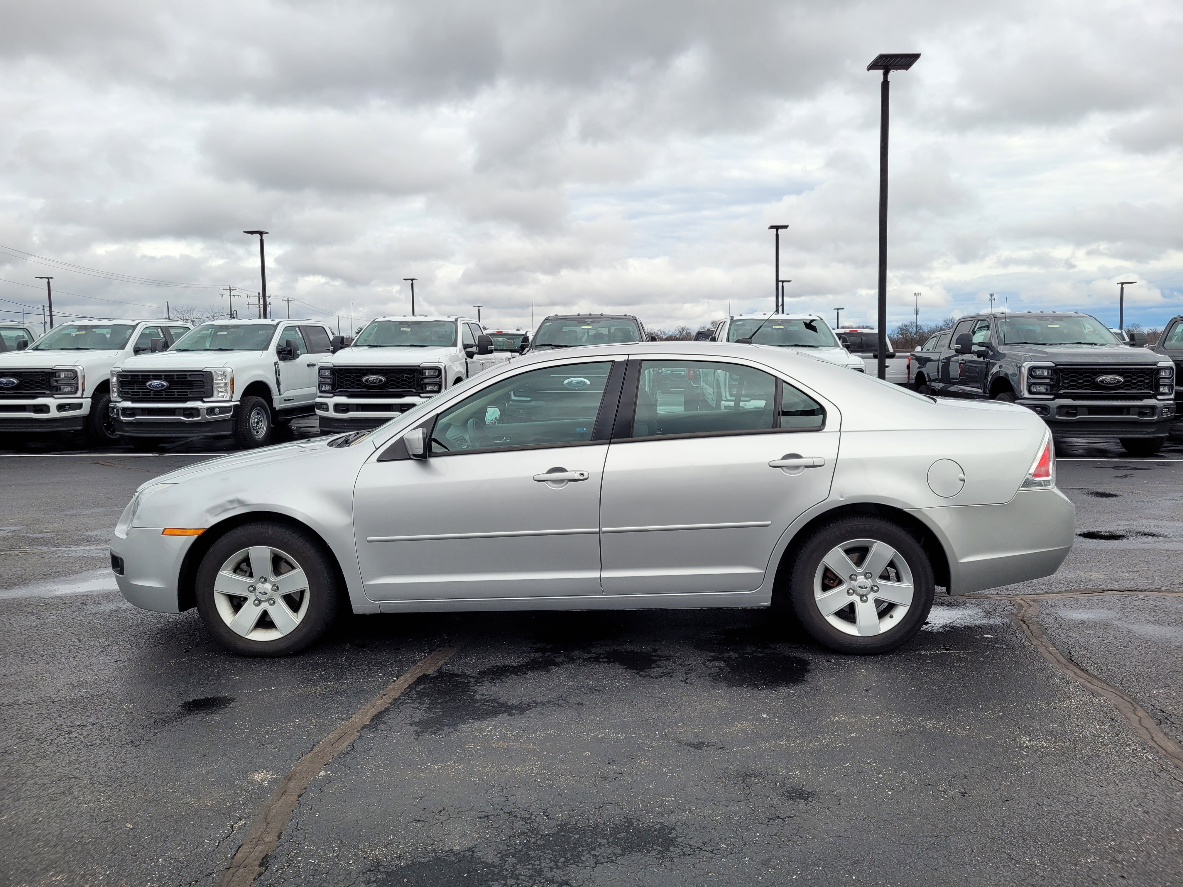 Used 2009 Ford Fusion SE image 7