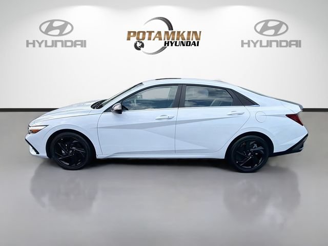 Certified 2026 Hyundai Elantra SEL Sport Premium FWD image 8
