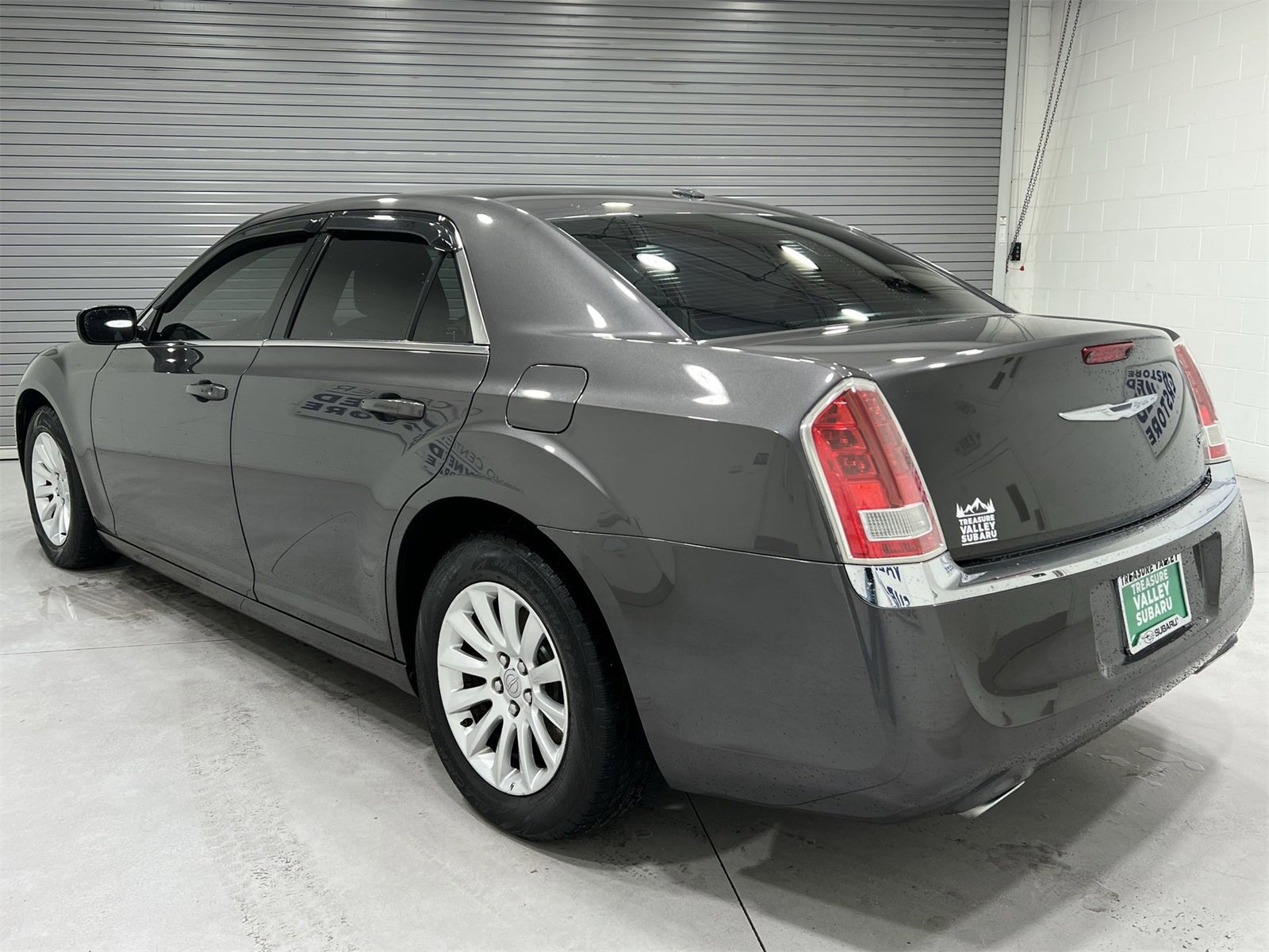 Used 2014 Chrysler 300 Base image 6