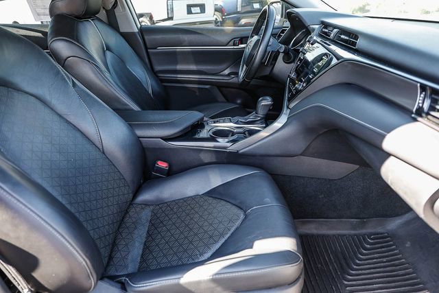 Used 2019 Toyota Camry XSE image 20
