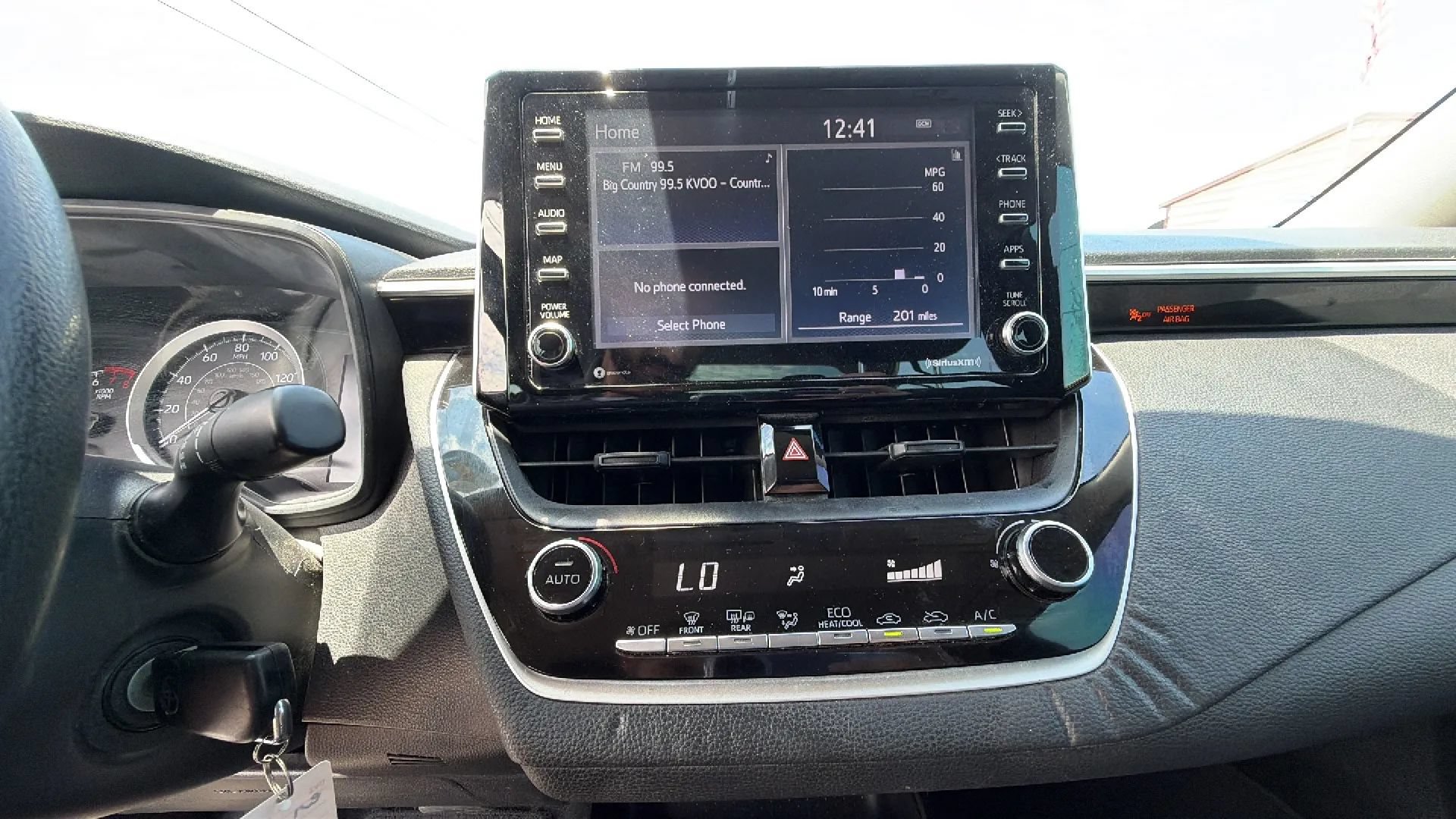 Used 2021 Toyota Corolla LE FWD image 7