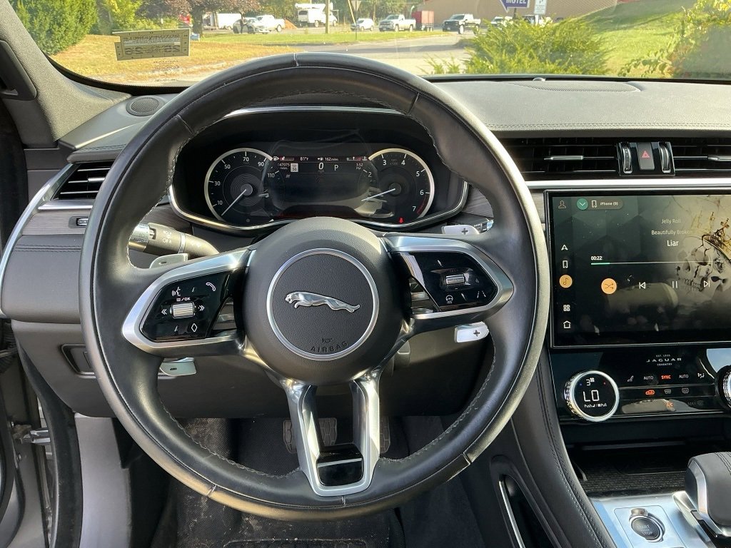 Used 2022 Jaguar F-PACE S image 11