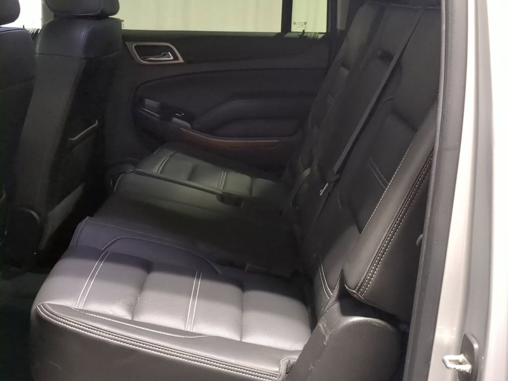Used 2020 GMC Yukon XL Denali w/ Open Road Package AWD/4WD image 24