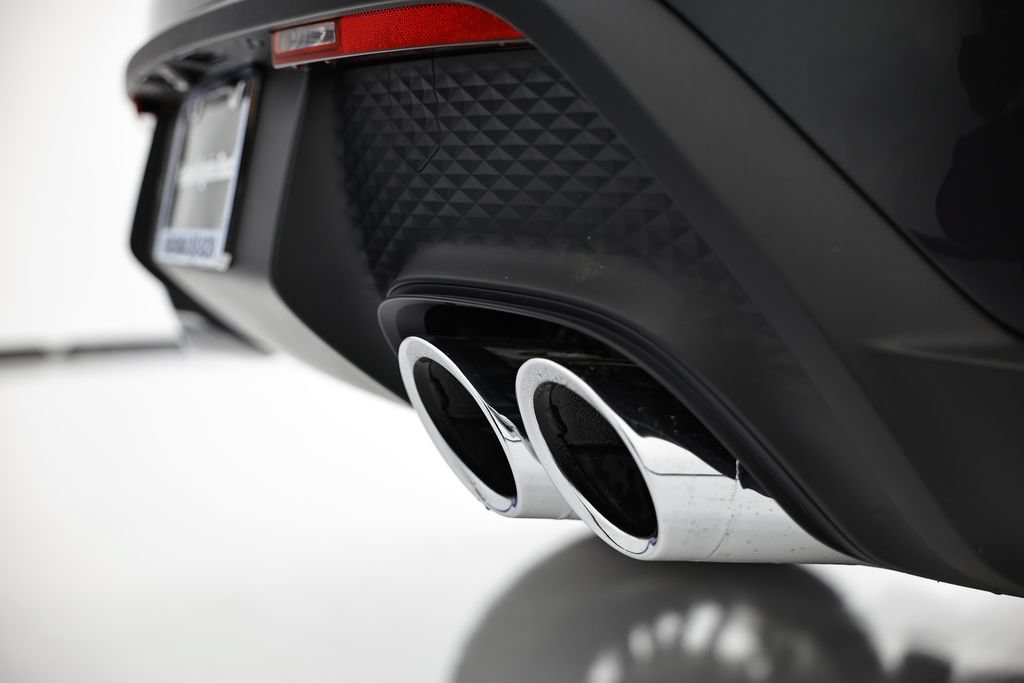 New 2026 Porsche Macan AWD/4WD image 15