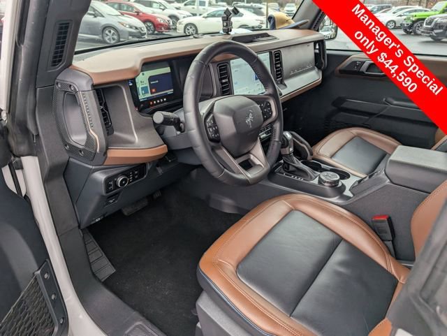 Used 2024 Ford Bronco Outer Banks image 12