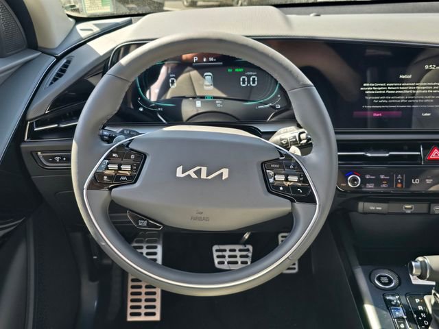 New 2026 Kia Niro SX Touring FWD image 17