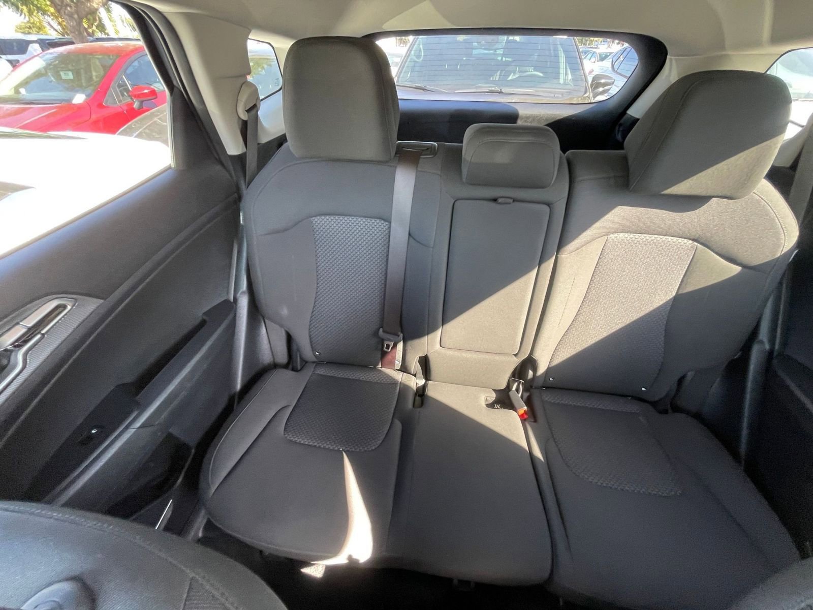 Used 2025 Kia Sportage LX FWD image 38