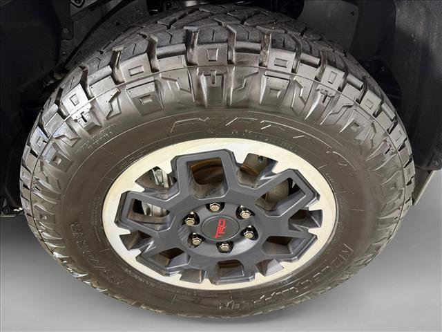 Used 2025 Toyota 4Runner TRD Off-Road Premium AWD/4WD image 12