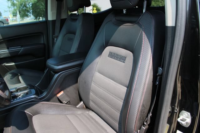 Used 2015 GMC Canyon SLE w/ All-Terrain Package AWD/4WD image 20