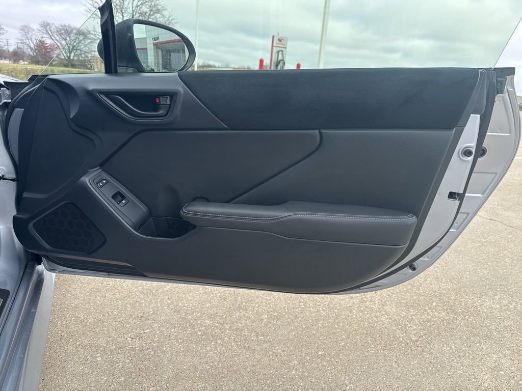 Certified 2025 Toyota GR86 Premium w/ ALL Weather Mat Package (TMS) image 16