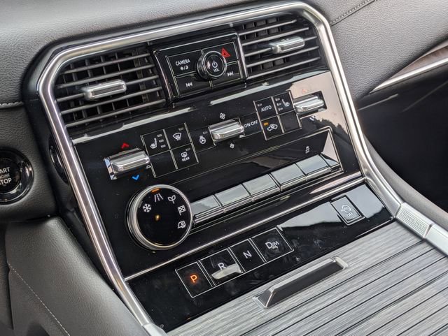 Used 2025 Nissan Armada SL image 28