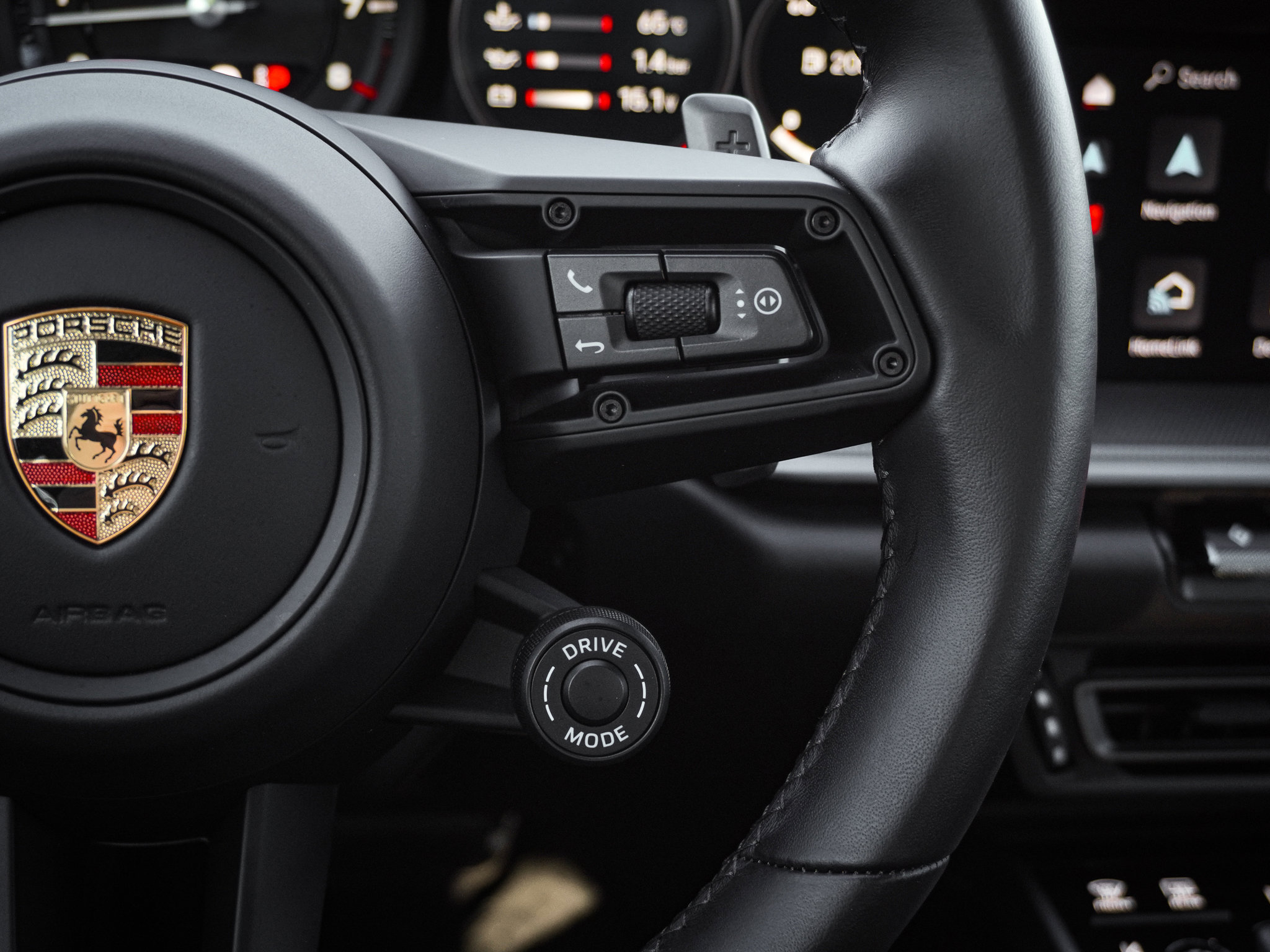 Used 2024 Porsche 911 Carrera S w/ Sport Package image 23