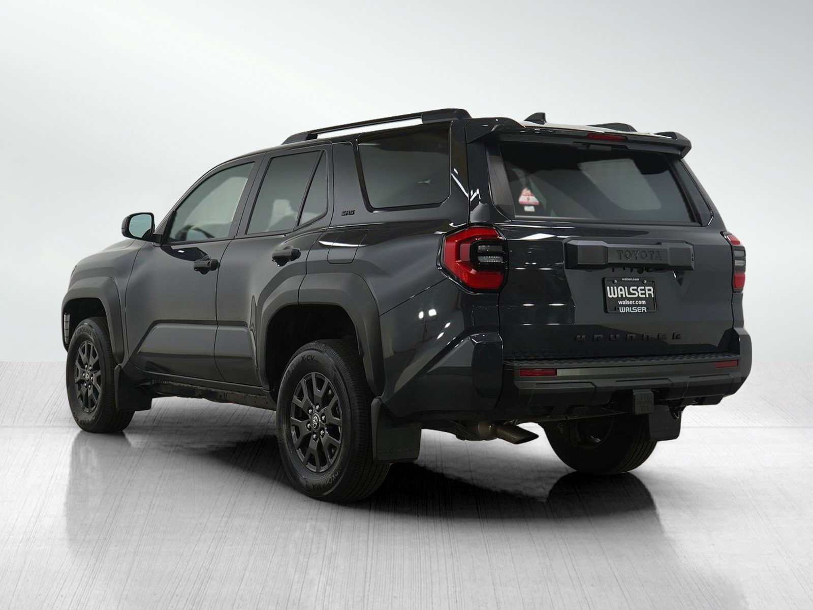 Used 2025 Toyota 4Runner SR5 image 3