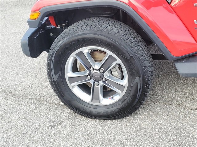 Used 2018 Jeep Wrangler Unlimited Sahara w/ LED Lighting Group image 8