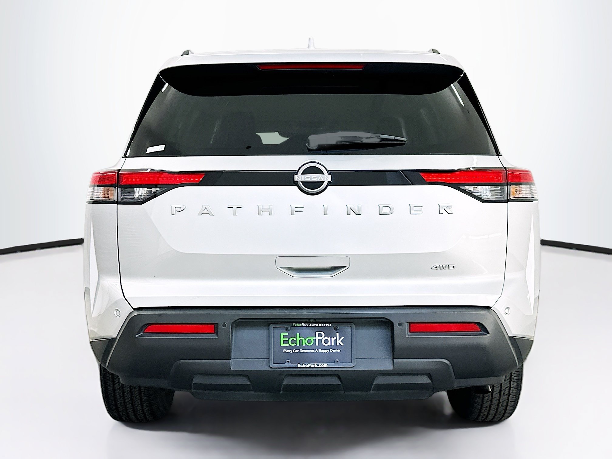 Used 2025 Nissan Pathfinder SV AWD/4WD image 7