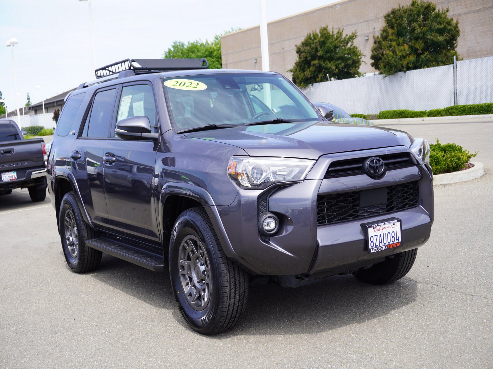 Used 2022 Toyota 4Runner SR5 Premium w/ Moonroof Package RWD image 1