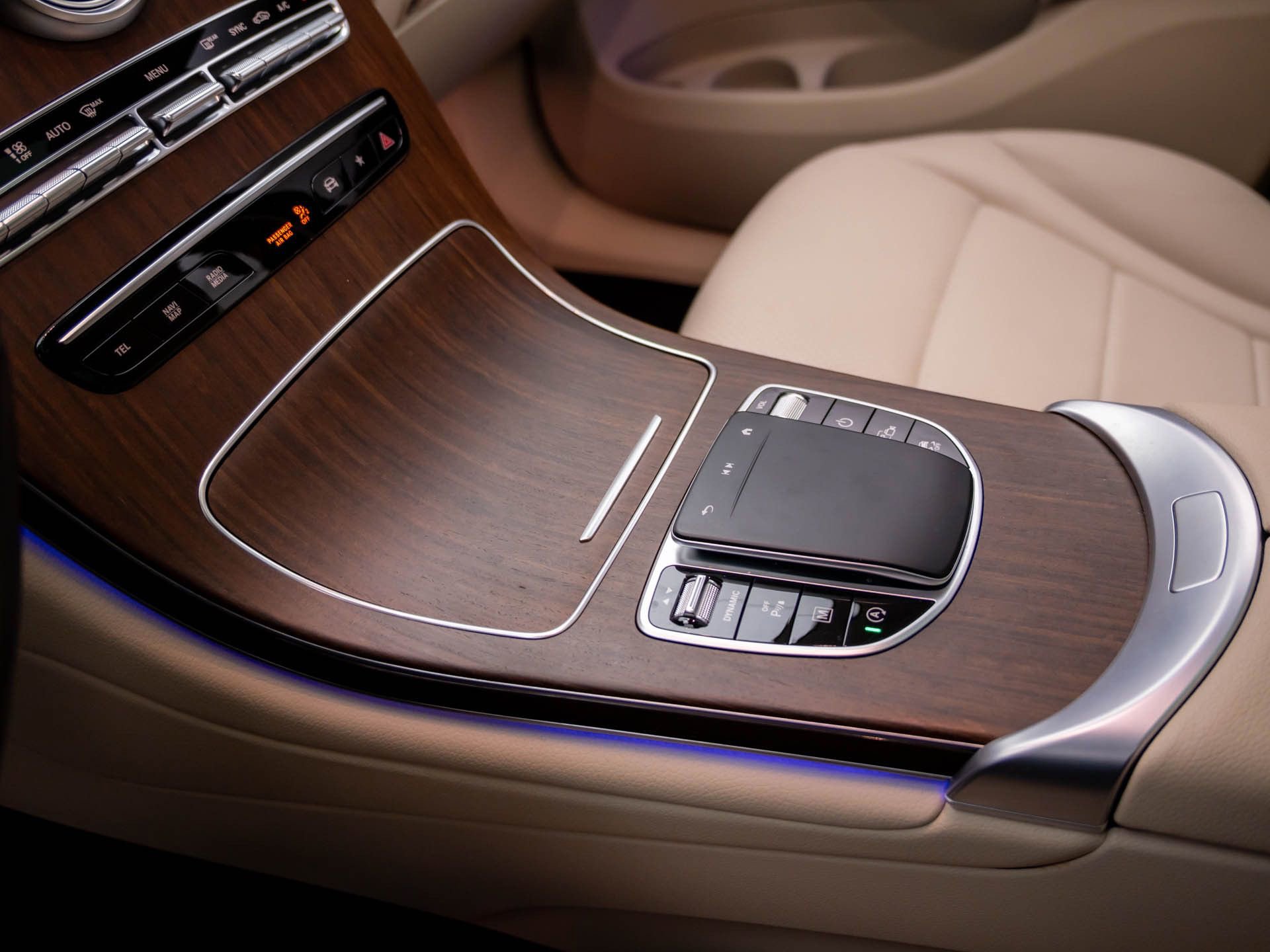 Certified 2022 Mercedes-Benz GLC 300 4MATIC w/ Multimedia Package Lite image 13