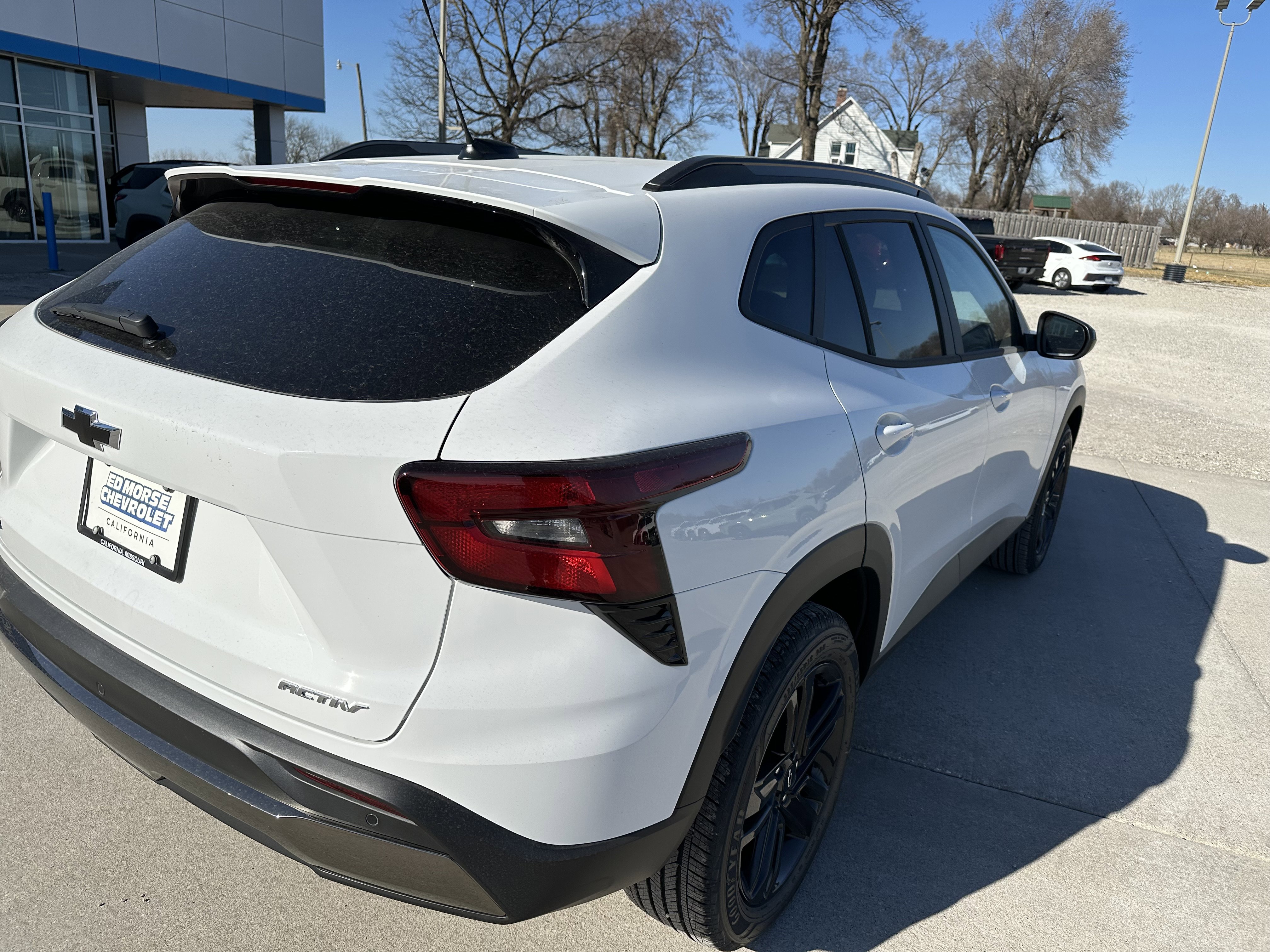 New 2026 Chevrolet Trax ACTIV w/ Sunroof Package image 3