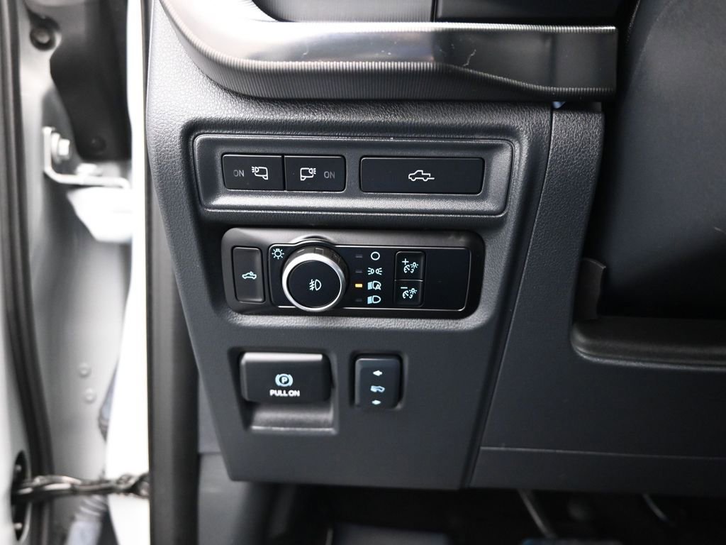 Used 2024 Ford F150 Lariat w/ Equipment Group 502A High image 12