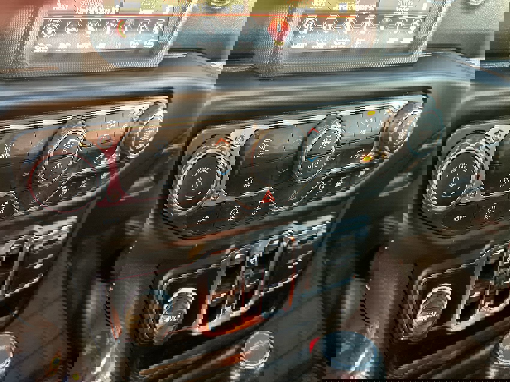 Used 2023 Jeep Gladiator Overland image 19