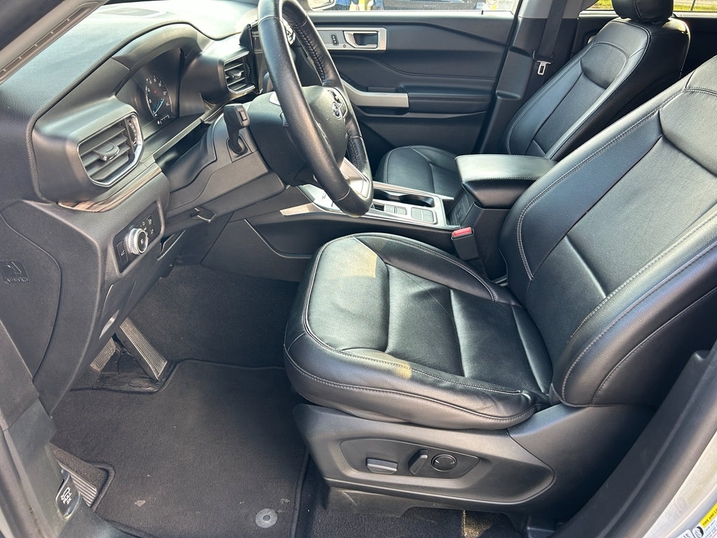 Used 2023 Ford Explorer Limited RWD image 11