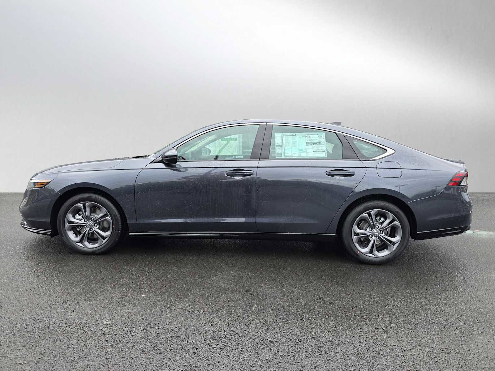 New 2025 Honda Accord EX-L image 6