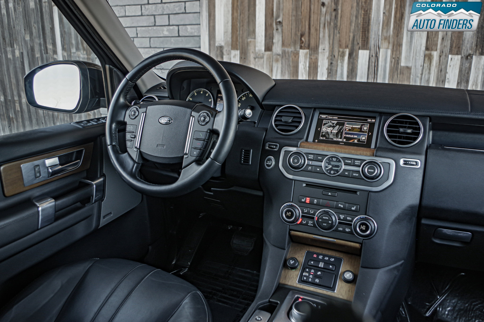 Used 2016 Land Rover LR4 HSE image 16