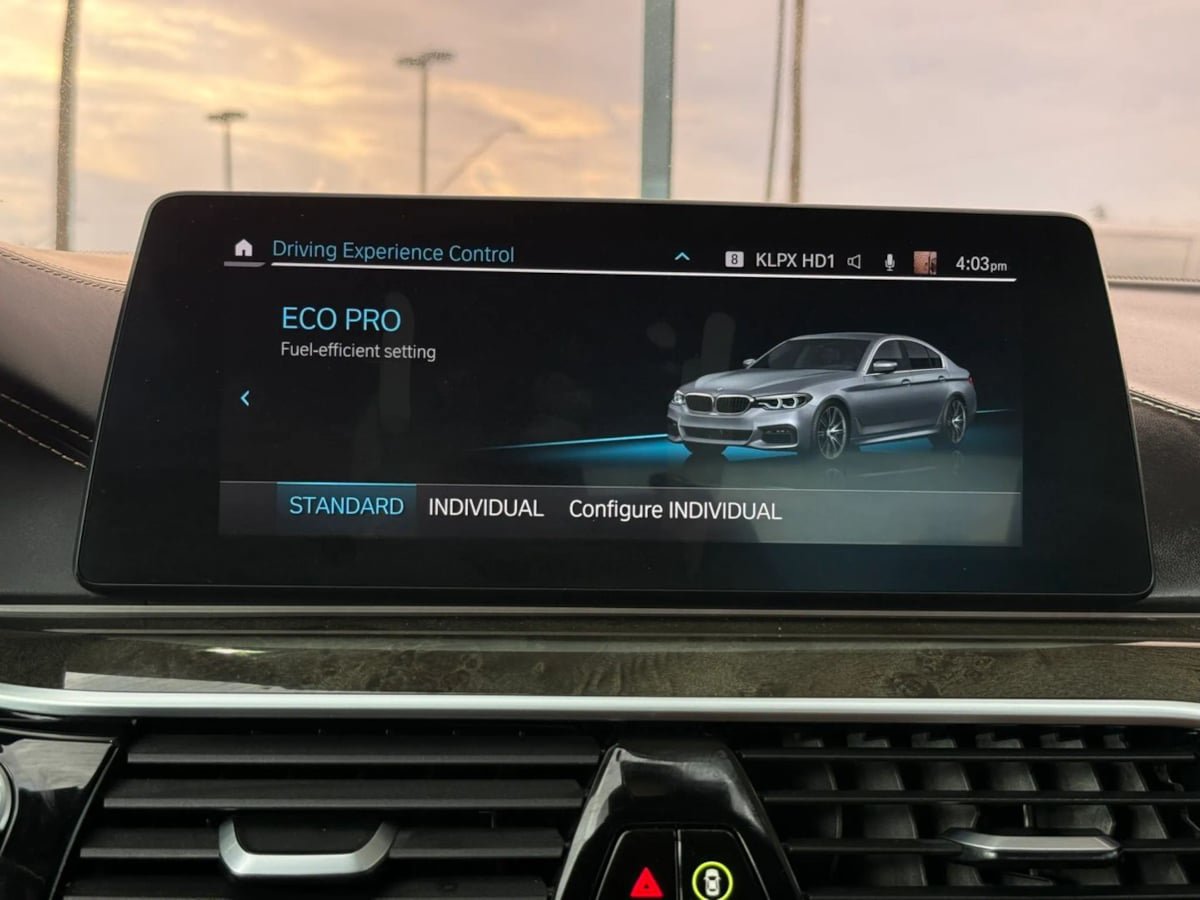 Used 2020 BMW M550i xDrive w/ Executive Package AWD/4WD image 59