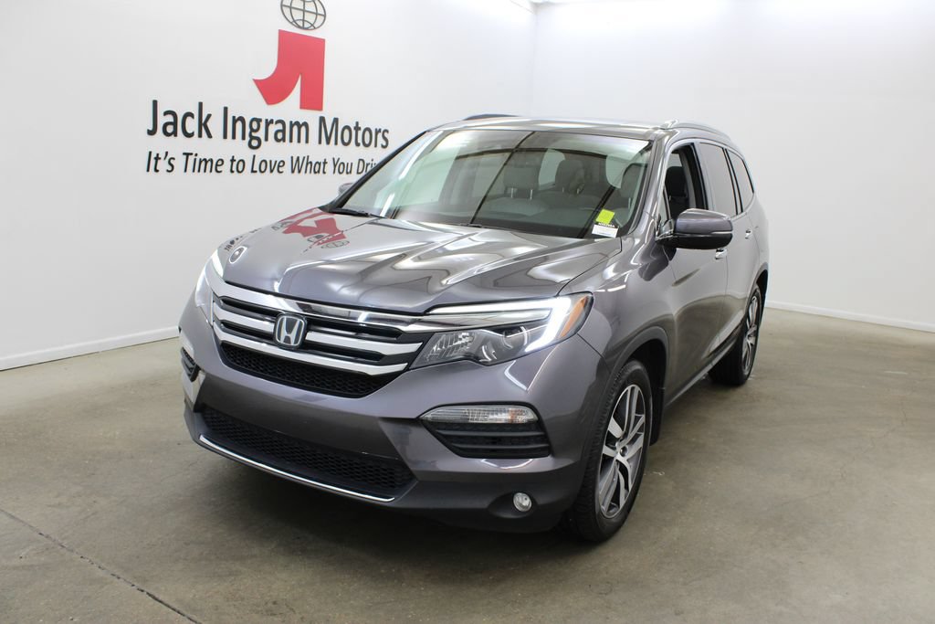 Used 2018 Honda Pilot Elite image 2