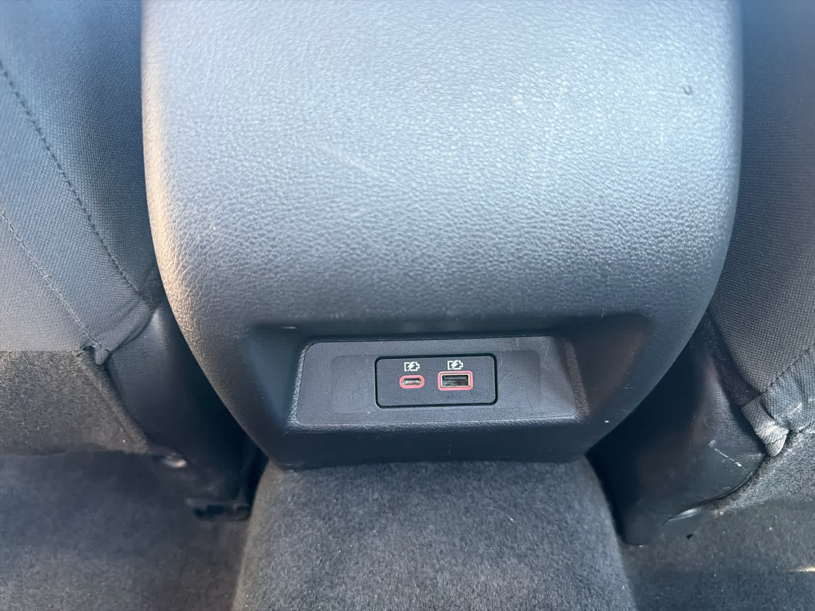 Used 2025 Nissan Altima 2.5 SV FWD image 25