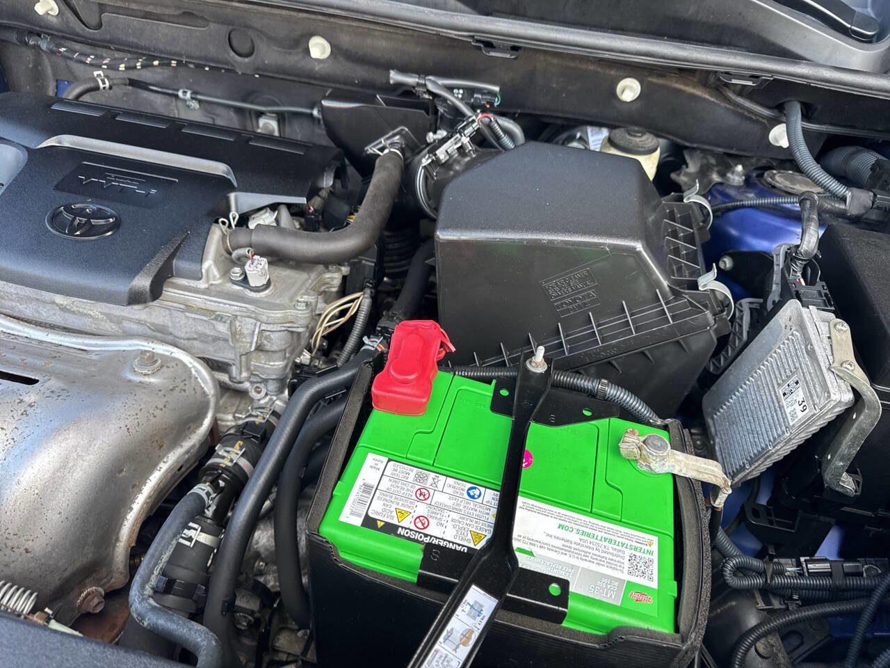 Used 2014 Toyota RAV4 XLE AWD/4WD image 12