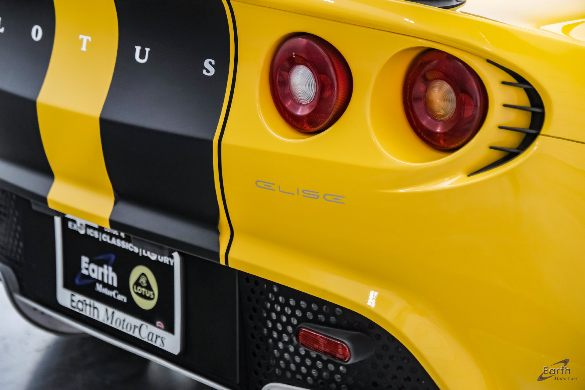 Used 2005 Lotus Elise RWD image 21