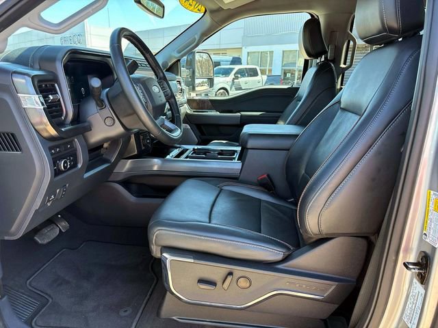 Used 2024 Ford F250 Lariat w/ Sport Appearance Package AWD/4WD image 12