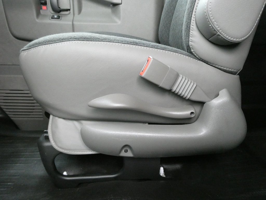 New 2025 GMC Savana 3500 w/ Power Convenience Package image 7