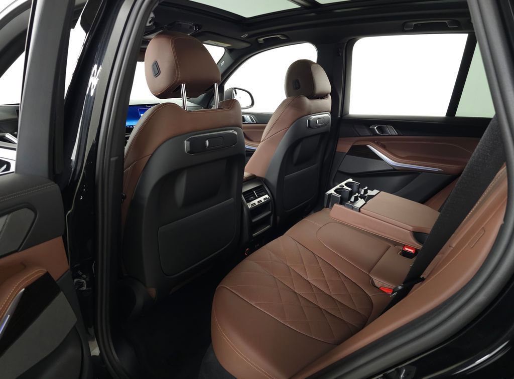 Used 2024 BMW X5 xDrive40i w/ Premium Package image 34