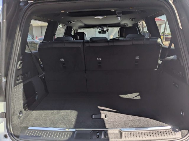 New 2026 Jeep Grand Wagoneer Summit w/ Premium Group III AWD/4WD image 13