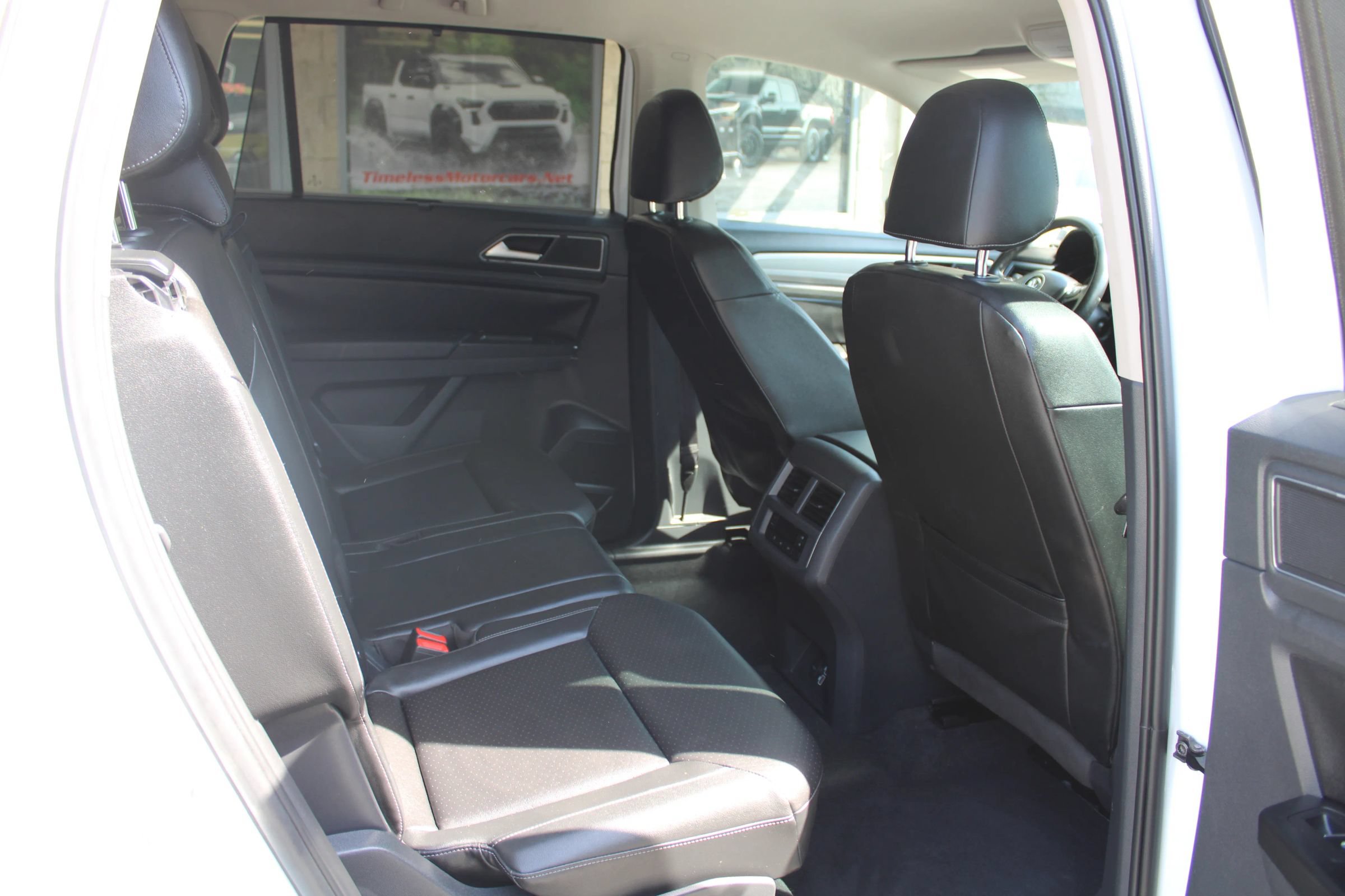 Used 2018 Volkswagen Atlas SE FWD image 20