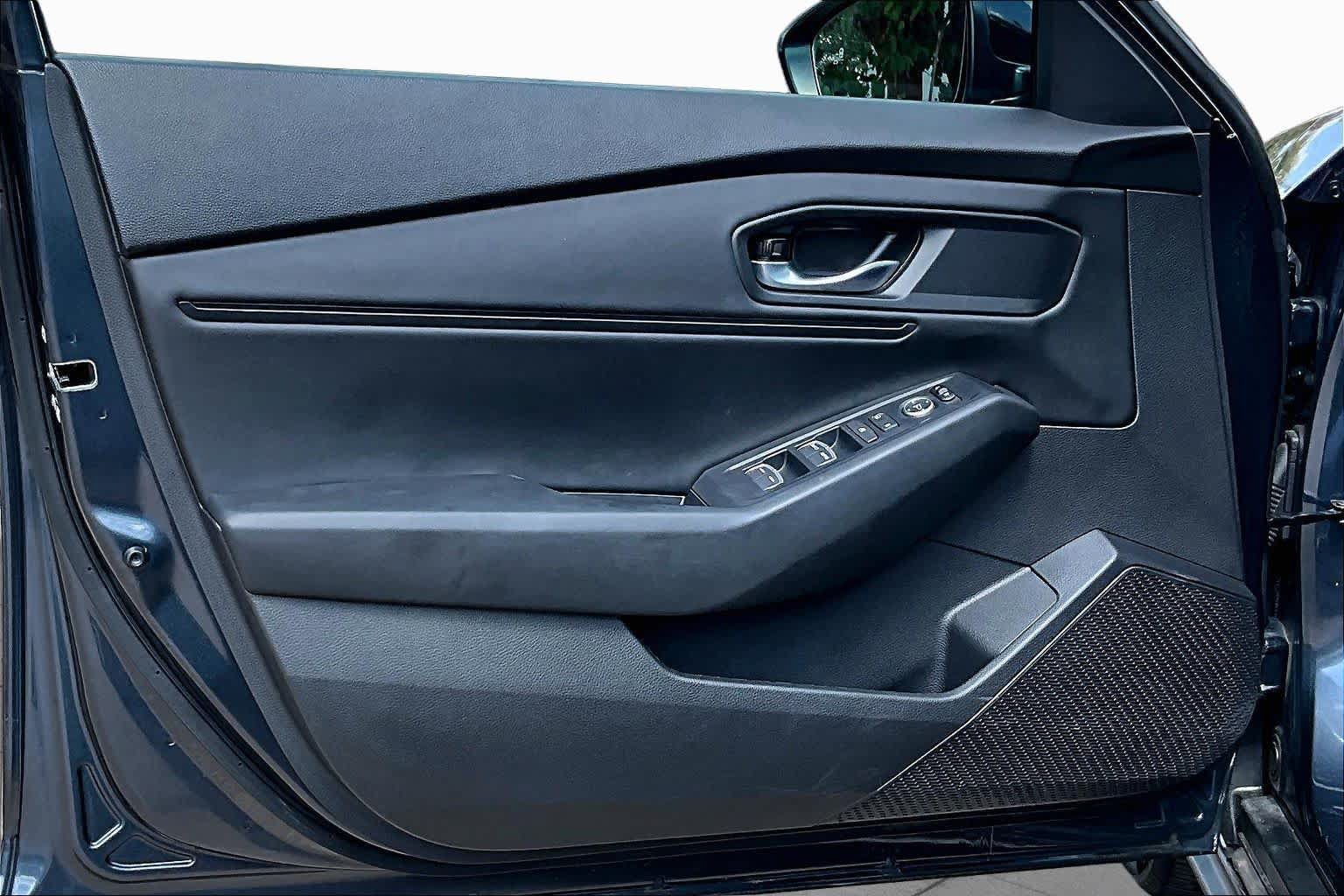 Used 2025 Honda Accord SE image 22