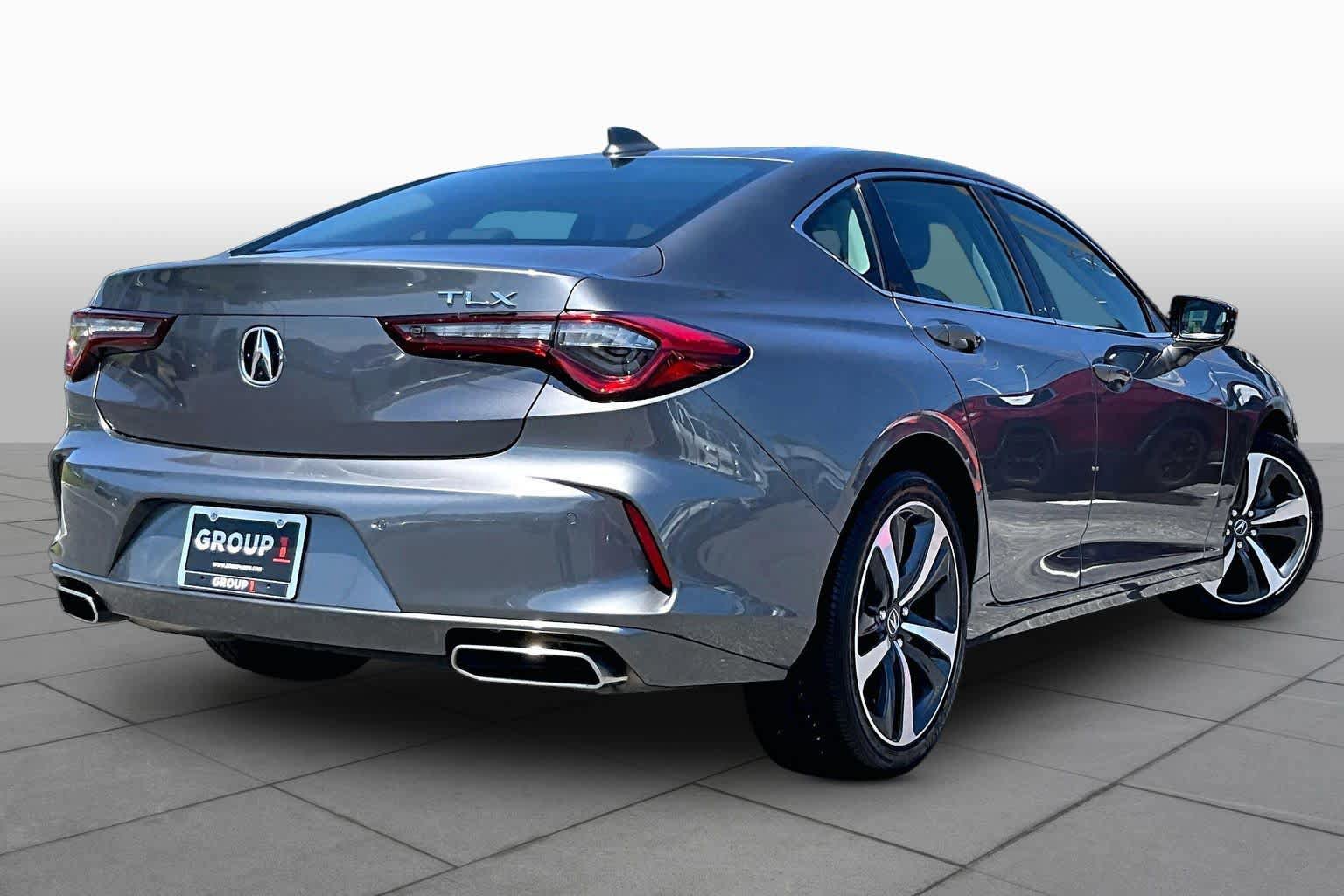 Used 2025 Acura TLX w/ Technology Package FWD image 13