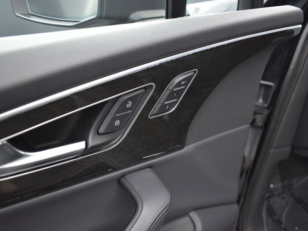 Used 2023 Audi Q7 3.0T Premium Plus image 8