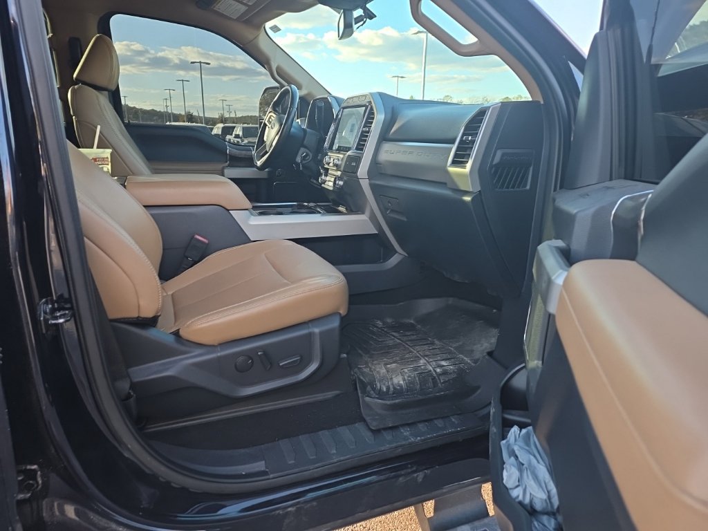 Used 2022 Ford F250 Lariat w/ Lariat Value Package AWD/4WD image 15