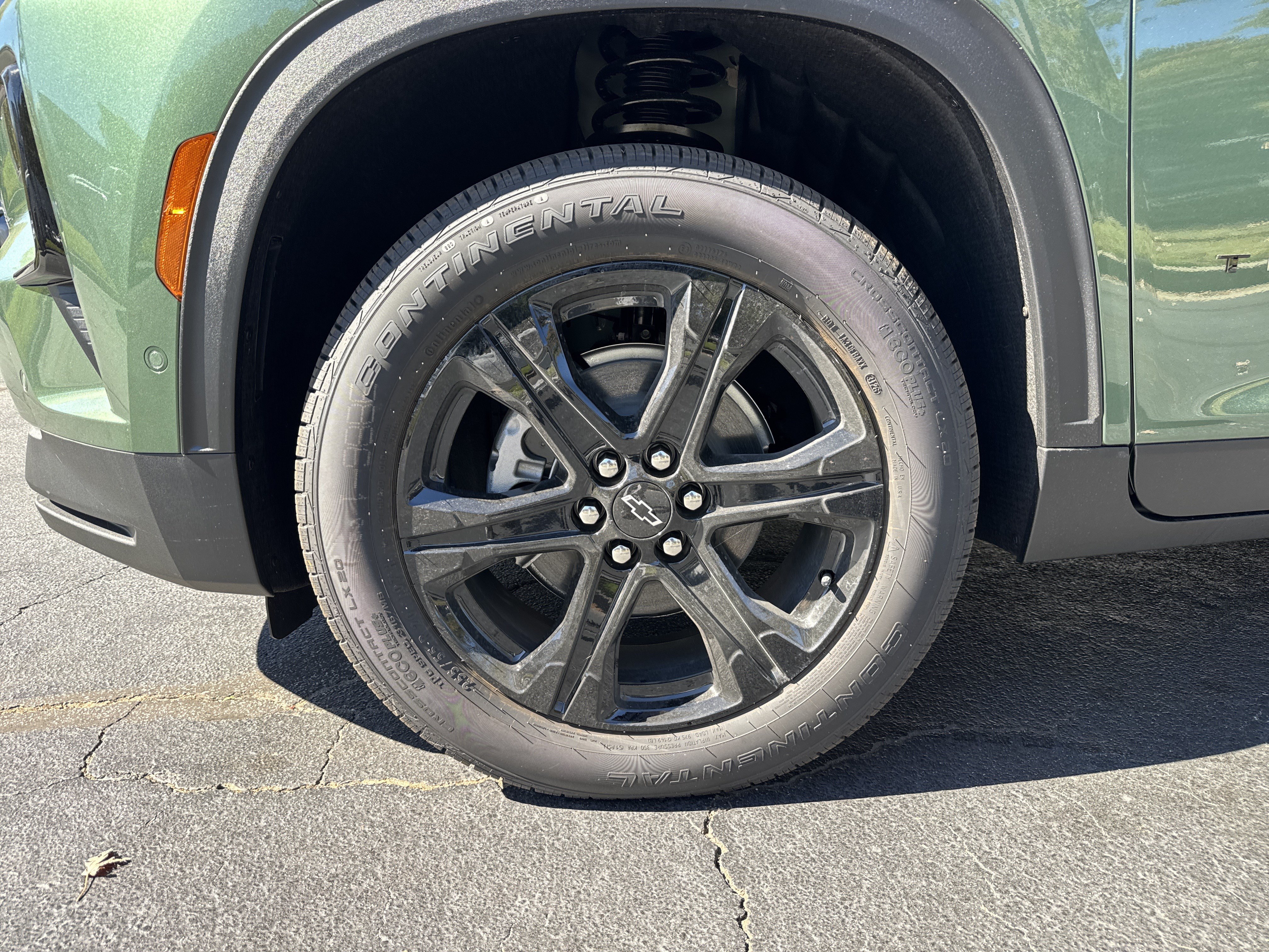 New 2027 Chevrolet Traverse LT w/ Enhanced Driving Package FWD image 11