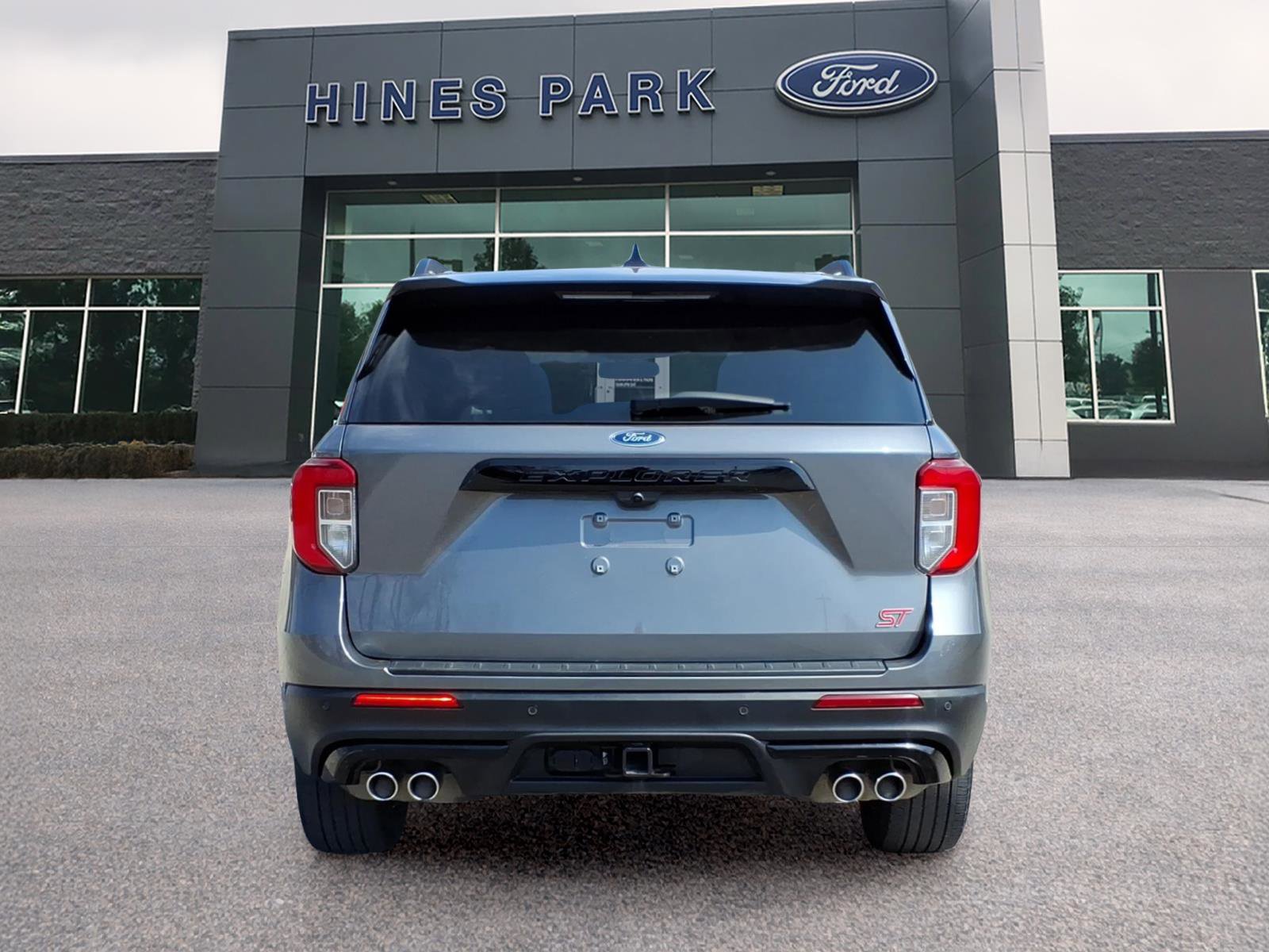 Used 2023 Ford Explorer ST image 6