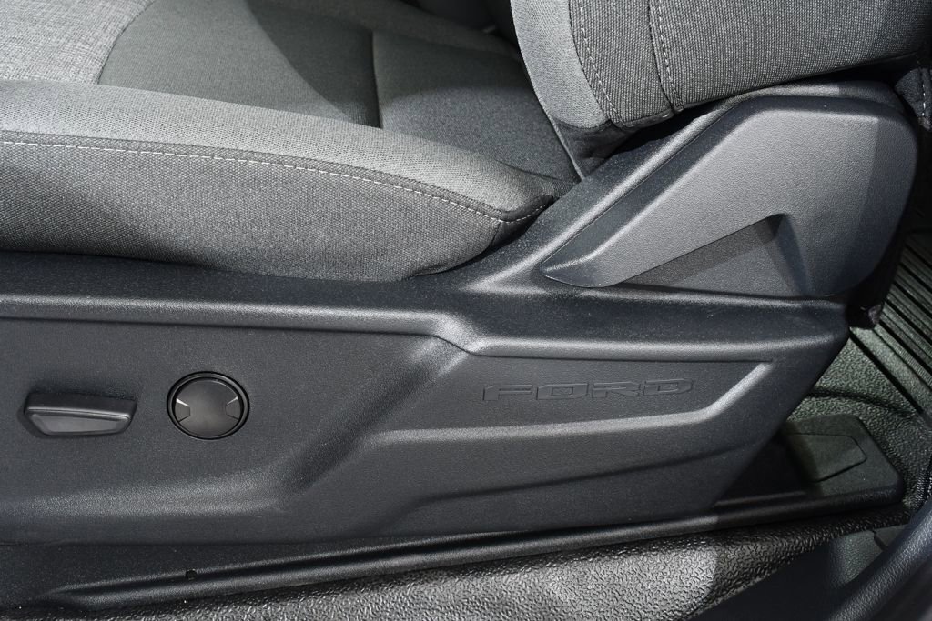 New 2025 Ford F550 XLT w/ XLT Value Package image 14