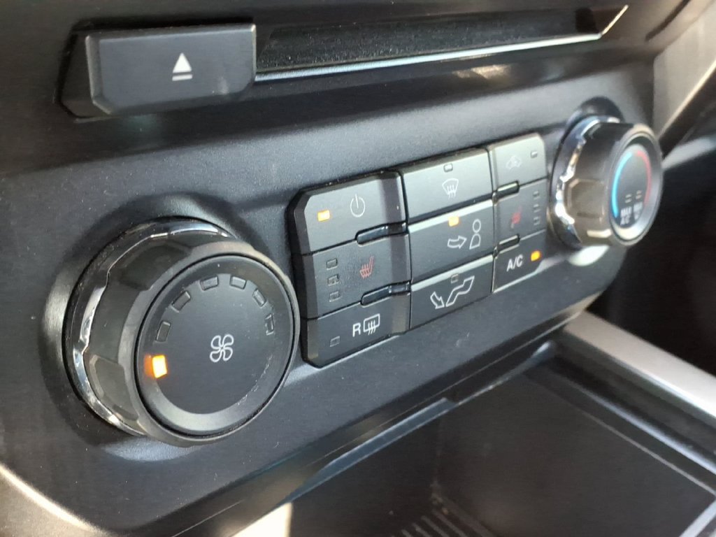 Certified 2018 Ford F150 XLT w/ Equipment Group 302A Luxury AWD/4WD image 20