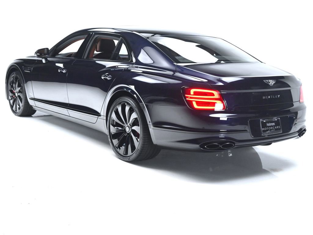 Used 2022 Bentley Flying Spur V8 image 6