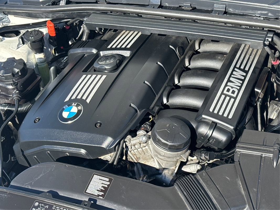 Used 2013 BMW 328i Convertible image 26