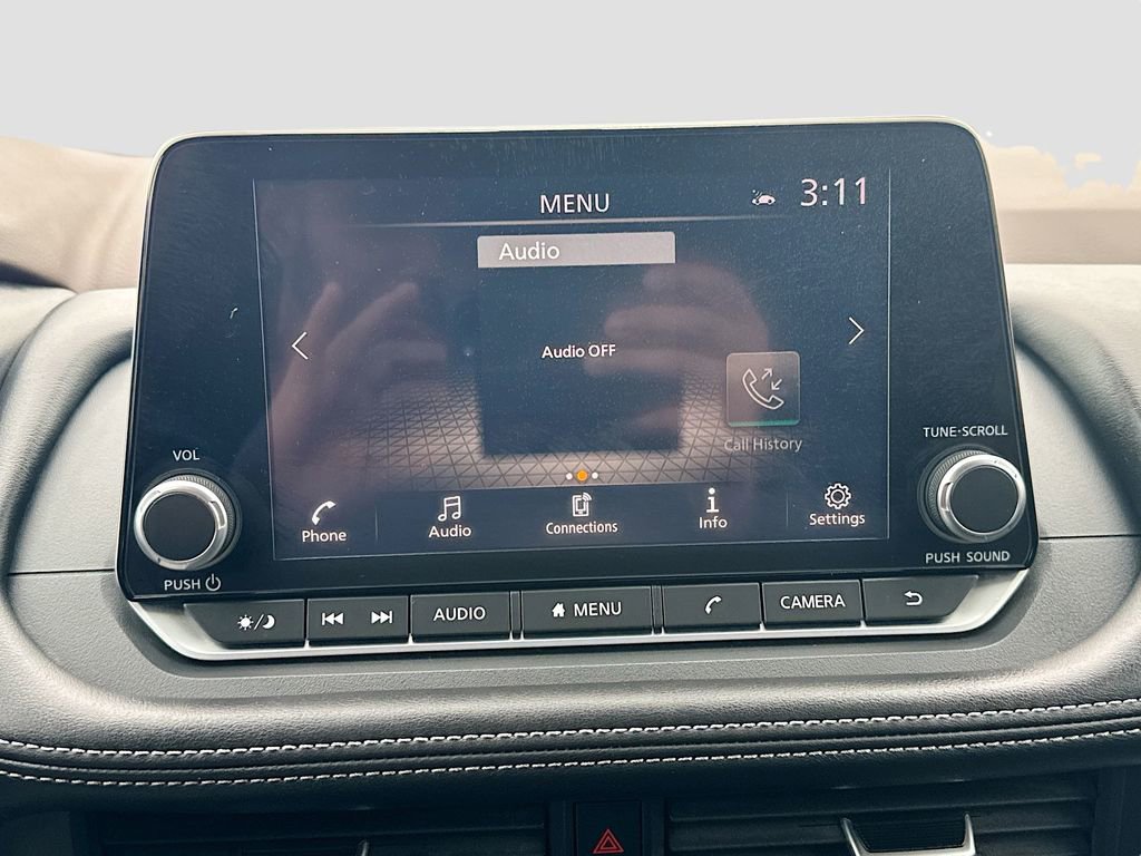 Used 2023 Nissan Rogue SV w/ SV Premium B Package image 15