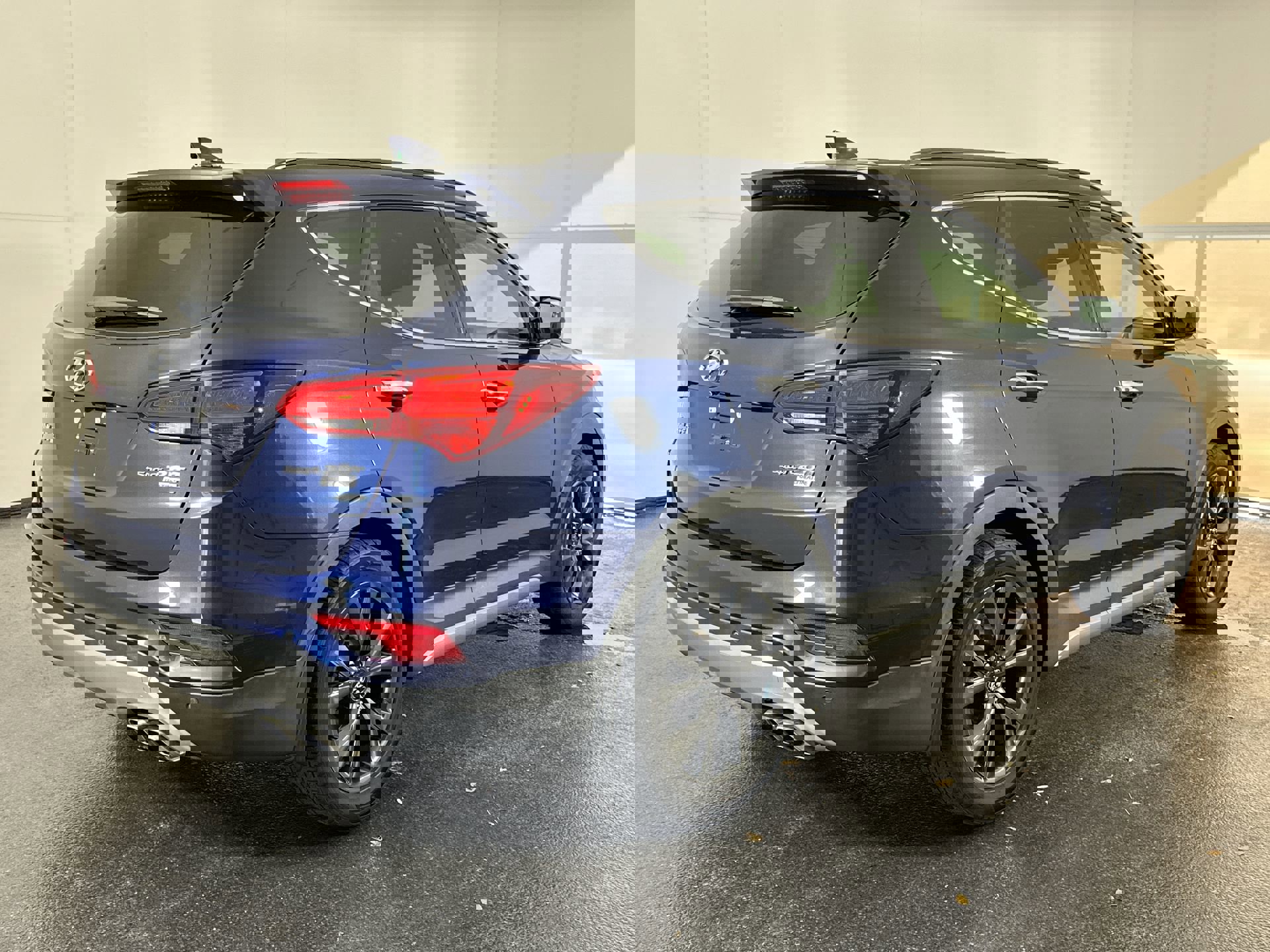 Used 2017 Hyundai Santa Fe Sport image 11