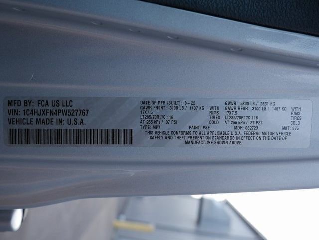 Used 2023 Jeep Wrangler Unlimited Rubicon w/ Dual Top Group image 28